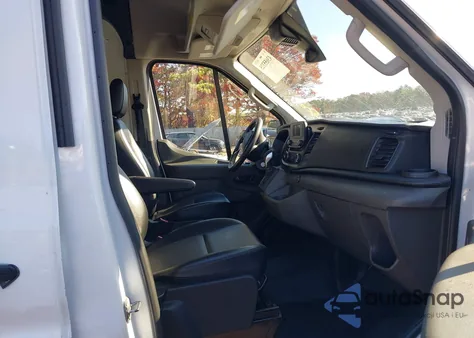 2022 Ford Transit Cargo Van z USA, uszkodzony, nr VIN 1FTBW3X83NKA11297